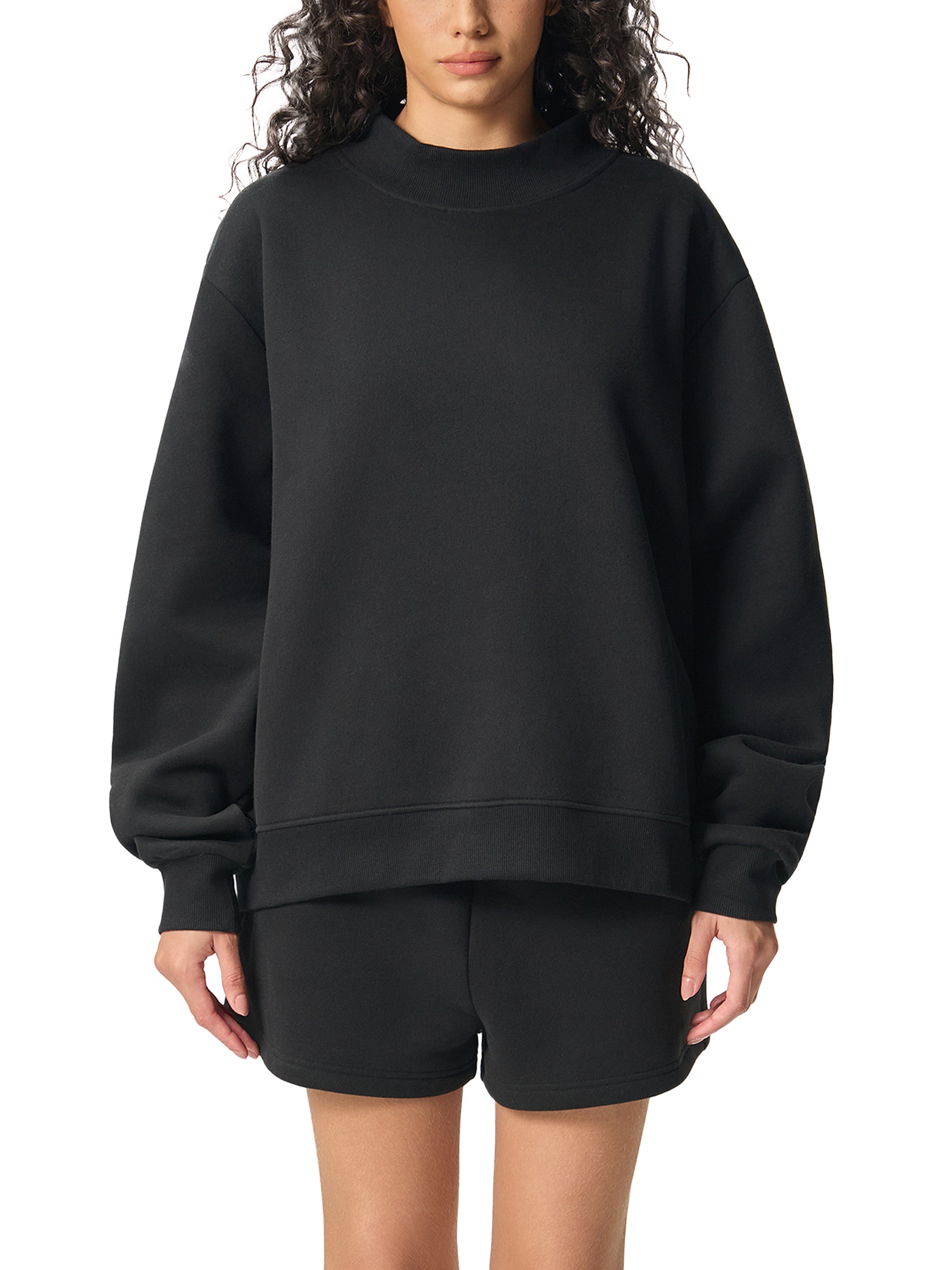 Essential Mock-Neck Fleece Crew