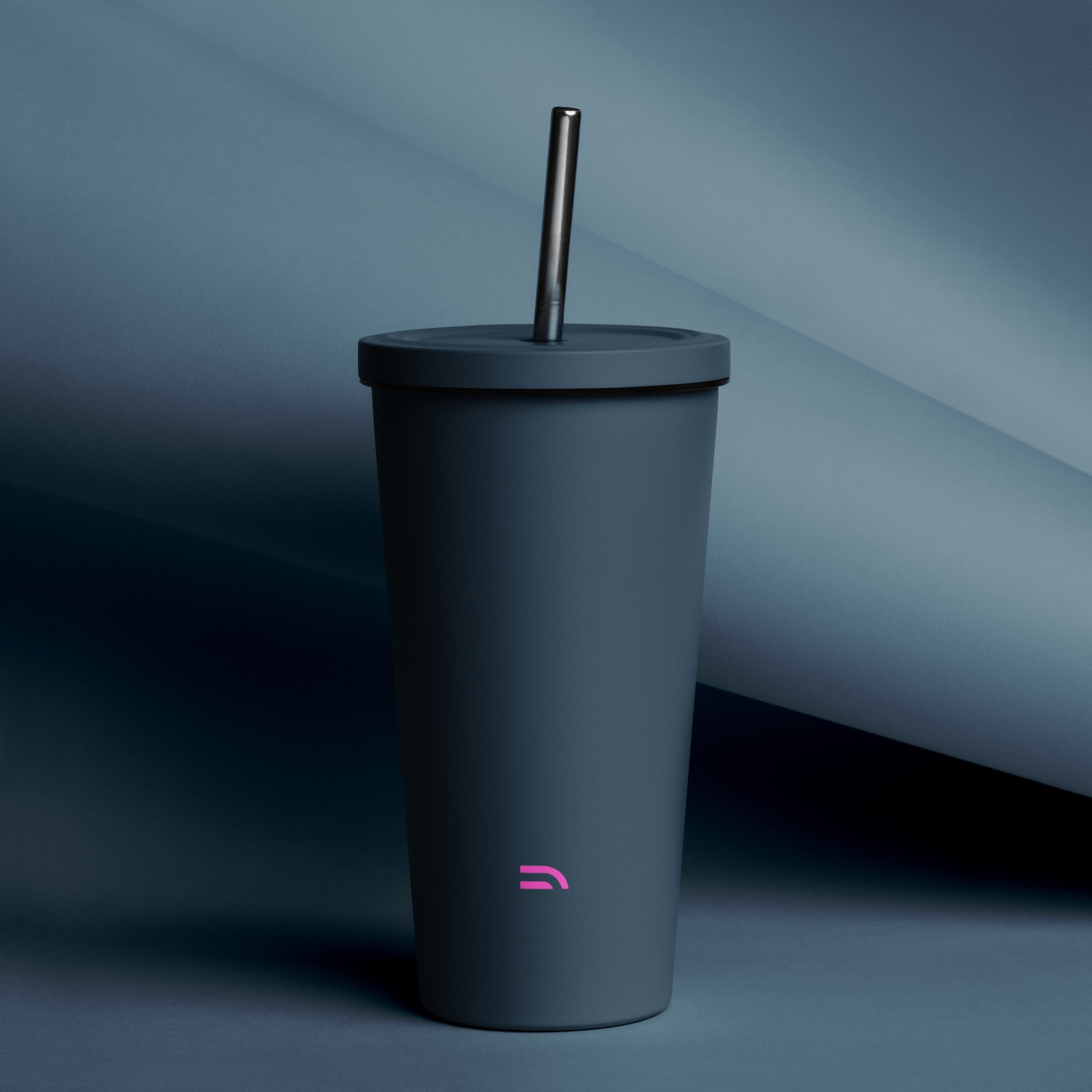 Insulated tumbler with a straw - Storm